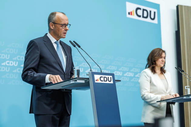 Pressekonferenz mit dem Vorsitzenden der CDU Deutschlands, Bundeskanzler Friedrich Merz und der Generalsekretärin der CDU Deutschlands Franziska Hoppermann Pressekonferenz mit dem Vorsitzenden der CDU Deutschlands, Bundeskanzler Friedrich Merz und der Generalsekretärin der CDU Deutschlands Franziska Hoppermann am 12.10.2026 in Berlin. Berlin Berlin Deutschland CDU-Bundesgeschäftsstelle (Konrad-Adenauer-Haus)