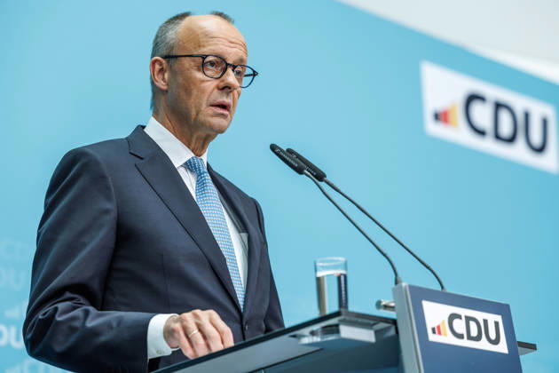 Pressekonferenz mit dem Vorsitzenden der CDU Deutschlands, Bundeskanzler Friedrich Merz und der Generalsekretärin der CDU Deutschlands Franziska Hoppermann Pressekonferenz mit dem Vorsitzenden der CDU Deutschlands, Bundeskanzler Friedrich Merz und der Generalsekretärin der CDU Deutschlands Franziska Hoppermann am 12.10.2026 in Berlin. Berlin Berlin Deutschland CDU-Bundesgeschäftsstelle (Konrad-Adenauer-Haus)