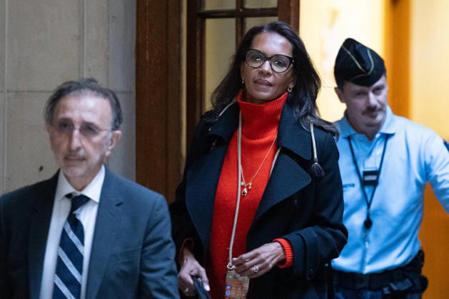 Trial of Mimi Marchand for alleged extortion of Karine Le Marchand - Paris French television presenter Karine Le Marchand arrives at the Paris courthouse to attend a hearing in the appeal trial of celebrity press agent Mimi Marchand, , who is appealing her conviction for extortion against Le Marchand, in Paris, on October 12, 2026. Photo by Raphael Lafargue ABACAPRESS.COM Paris France  Copyright: xLafarguexRaphael ABACAx