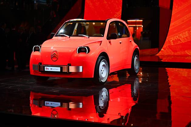 2026 PARIS AUTO SHOW PHOTOPQR OUEST FRANCE Franck Dubray Paris, October 12, 2026 Paris Auto Show at Porte de Versailles, Citroën booth featuring the new 2CV Photo by Franck Dubray, October 12, 2026 Paris Auto Show Paris, France  Copyright: xPHOTOPQR OUESTxFRANCE MAXPPPxFranckxDubrayx 20261012OFR0422 20261012OFR0422