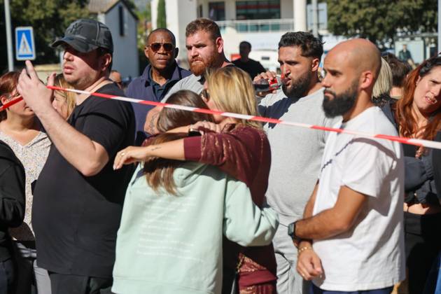 News Brief: Lakanal Middle School in Aubagne PHOTOPQR LA PROVENCE Gilles BADER Marseille October 12, 2026 News Brief: Lakanal Middle School in Aubagne A middle school student shot a teacher and the principal On October 12, 2026, the principal of a middle school in Aubagne, Bouches-du-Rhône, France, and a teacher were wounded by a hunting rifle shot fired by a student who had entered the school armed with a shotgun. Marseille, BDR, France  Copyright: xPHOTOPQR LAxPROVENCE MAXPPPxGillesxBADERx 20261012PVL0479 20261012PVL0479