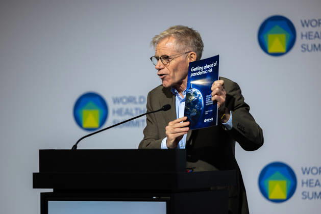 World Health Summit 2026 Weltgesundheitsgipfel 2. Tag Deutschland, Berlin am 12. Oktober 2026: Veröffentlichung des Abschlussberichts (Capstone Insights Report) des Global Preparedness Monitoring Board (GPMB). Launch of the GPMB Capstone Insights Report Getting Ahead of Pandemic Risk: Insights from Eight Years of Global Monitoring. Im Bild: Dr. Bruce Aylward Weltgesundheitsorganisation (WHO) Seniorberater des WHO-Generaldirektors World Health Organization (WHO) Senior Advisor to the WHO Director-General.