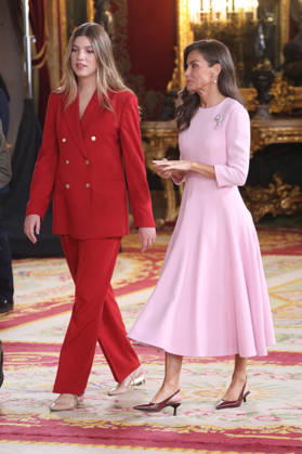 The King and Queen, the Princess of Asturias, and Infanta Sofía preside over the reception at the Royal Palace to mark National Day Infanta Sofía and Queen Letizia during the reception marking National Day at the Royal Palace on October 12, 2026, in Madrid, Spain. The event is presided over by the King and Queen, the Princess of Asturias, and Infanta Sofía following the solemn ceremony honoring the national flag and the military parade held in Plaza de Cánovas del Castillo. The commemoration of National Day aims to solemnly recall moments in our collective history that form part of our shared historical, cultural, and social heritage, recognized as such by the vast majority of citizens. HISPANIC DAY KING FELIPE QUEEN LETIZIA PRINCESS LEONO Copyright: xRaulxTerrelx 7841066