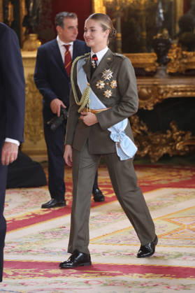 The King and Queen, the Princess of Asturias, and Infanta Sofía preside over the reception at the Royal Palace to mark National Day. Princess Leonor during the reception held to mark National Day at the Royal Palace on October 12, 2026, in Madrid, Spain. The event is presided over by the King and Queen, the Princess of Asturias, and Infanta Sofía, following the solemn ceremony honoring the national flag and the military parade held in Plaza de Cánovas del Castillo. The purpose of the National Day commemoration is to solemnly recall moments in our collective history that form part of our shared historical, cultural, and social heritage, recognized as such by the vast majority of citizens. HISPANIC DAY KING FELIPE QUEEN LETIZIA PRINCESS LEON Copyright: xRaulxTerrelx 7841068