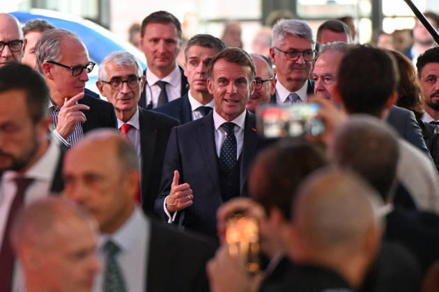 French President Emmanuel Macron, accompanied by Luc Chatel and Roland Lescure, Minister of the Economy, Finance, and Industrial, Energy, and Digital Sovereignty, attends the 2026 Paris Motor Show at Paris Expo · Porte de Versailles in Paris, France, on October 12, 2026. Lionel Urman Bestimage French President Emmanuel Macron at the international Paris Motor Show at the Porte de Versailles in Paris, France, on October 12, 2026. Paris, France Copyright: xLIONELxURMANxx xBESTIMAGExLIONELxURMANxx xBESTIMAGEx
