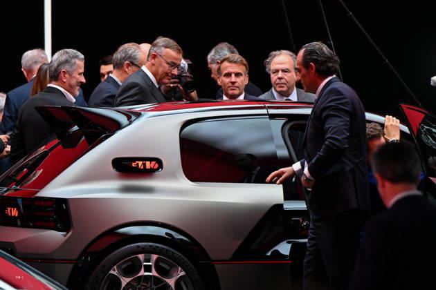 French President Emmanuel Macron, accompanied by Luc Chatel and Roland Lescure, Minister of the Economy, Finance, and Industrial, Energy, and Digital Sovereignty, attends the 2026 Paris Motor Show at Paris Expo · Porte de Versailles in Paris, France, on October 12, 2026. Lionel Urman Bestimage French President Emmanuel Macron at the international Paris Motor Show at the Porte de Versailles in Paris, France, on October 12, 2026. Paris, France Copyright: xLIONELxURMANxx xBESTIMAGExLIONELxURMANxx xBESTIMAGEx