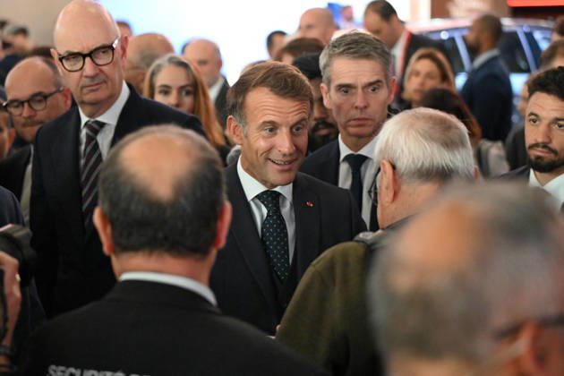 French President Emmanuel Macron, accompanied by Luc Chatel and Roland Lescure, Minister of the Economy, Finance, and Industrial, Energy, and Digital Sovereignty, attends the 2026 Paris Motor Show at Paris Expo · Porte de Versailles in Paris, France, on October 12, 2026. Lionel Urman Bestimage French President Emmanuel Macron at the international Paris Motor Show at the Porte de Versailles in Paris, France, on October 12, 2026. Paris, France Copyright: xLIONELxURMANxx xBESTIMAGExLIONELxURMANxx xBESTIMAGEx