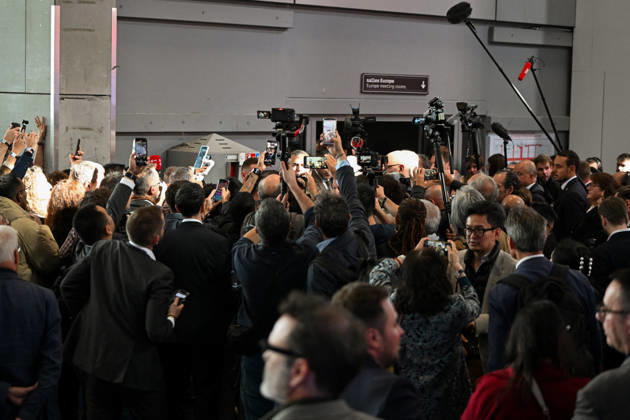 French President Emmanuel Macron, accompanied by Luc Chatel and Roland Lescure, Minister of the Economy, Finance, and Industrial, Energy, and Digital Sovereignty, attends the 2026 Paris Motor Show at Paris Expo · Porte de Versailles in Paris, France, on October 12, 2026. Lionel Urman Bestimage French President Emmanuel Macron at the international Paris Motor Show at the Porte de Versailles in Paris, France, on October 12, 2026. Paris, France Copyright: xLIONELxURMANxx xBESTIMAGExLIONELxURMANxx xBESTIMAGEx