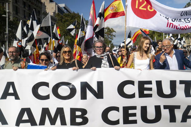 Demonstration in Barcelona under the slogan Catalonia with Ceuta: One Spain —Several people during a demonstration under the slogan Catalonia with Ceuta: One Spain, on October 12, 2026, in Barcelona, Catalonia, Spain. The rally marking October 12, organized by Unidos por Ceuta, Espanya i Catalans, Catalunya Suma, S’ha Acabat, and Impulso Ciudadano, aims to celebrate the National Day and reaffirm the unity of Spain and the ties between Catalonia and Ceuta. OCTOBER 12, 2026 Lorena Sopê Barcelona, Catalonia Barcelona, Catalonia, Spain Copyright: xLorenaxSopênax 7841079