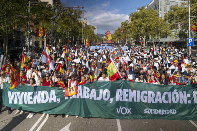 Demonstration in Barcelona under the slogan Catalonia with Ceuta: One Spain —Several people during a demonstration under the slogan Catalonia with Ceuta: One Spain, on October 12, 2026, in Barcelona, Catalonia, Spain. The rally marking October 12, organized by Unidos por Ceuta, Espanya i Catalans, Catalunya Suma, S’ha Acabat, and Impulso Ciudadano, aims to celebrate the National Day and reaffirm the unity of Spain and the ties between Catalonia and Ceuta. OCTOBER 12, 2026 Lorena Sopê Barcelona, Catalonia Barcelona, Catalonia, Spain Copyright: xLorenaxSopênax 7841083