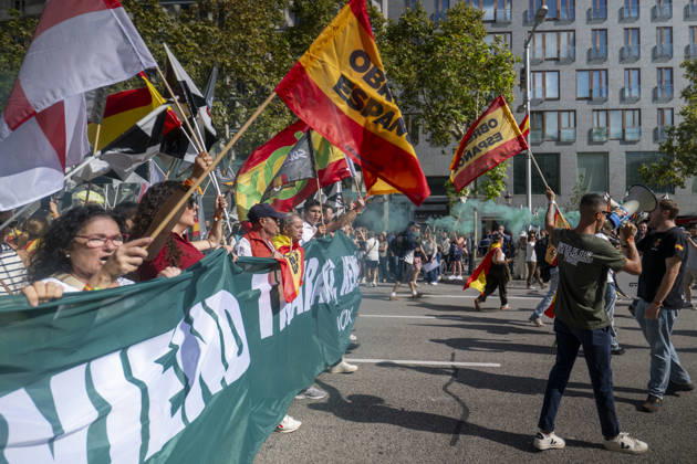 Demonstration in Barcelona under the slogan Catalonia with Ceuta: One Spain —Several people during a demonstration under the slogan Catalonia with Ceuta: One Spain, on October 12, 2026, in Barcelona, Catalonia, Spain. The rally marking October 12, organized by Unidos por Ceuta, Espanya i Catalans, Catalunya Suma, S’ha Acabat, and Impulso Ciudadano, aims to celebrate the National Day and reaffirm the unity of Spain and the ties between Catalonia and Ceuta. OCTOBER 12, 2026 Lorena Sopê Barcelona, Catalonia Barcelona, Catalonia, Spain Copyright: xLorenaxSopênax 7841087