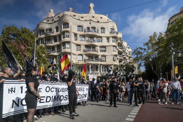 Demonstration in Barcelona under the slogan Catalonia with Ceuta: One Spain —Several people during a demonstration under the slogan Catalonia with Ceuta: One Spain, on October 12, 2026, in Barcelona, Catalonia, Spain. The rally marking October 12, organized by Unidos por Ceuta, Espanya i Catalans, Catalunya Suma, S’ha Acabat, and Impulso Ciudadano, aims to celebrate the National Day and reaffirm the unity of Spain and the ties between Catalonia and Ceuta. OCTOBER 12, 2026 Lorena Sopê Barcelona, Catalonia Barcelona, Catalonia, Spain Copyright: xLorenaxSopênax 7841088
