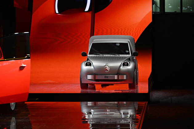 Illustration of the 2026 Paris Motor Show at Paris Expo · Porte de Versailles in Paris, France, on October 12, 2026 Lionel Urman Bestimage International Paris Motor Show at the Porte de Versailles in Paris, France, on October 12, 2026 Paris, France  Copyright: xLIONELxURMANxx xBESTIMAGExLIONELxURMANxx xBESTIMAGEx