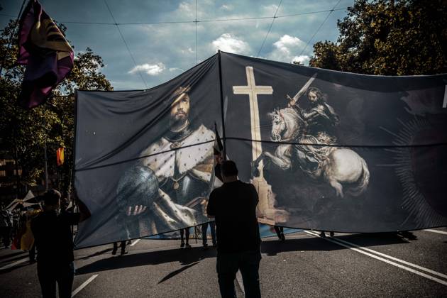 October 12, 2026, Barcelona, Catalonia, Spain: Demonstrators during a rally marking SpainÃ¢â‚¬â ¢s National Day. Barcelona Spain - ZUMAo105 20261012_fap_o105_023 Copyright: xMatthiasxOesterlex