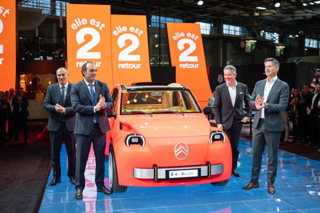 Paris Motor Show Citroen Press Conference - Paris AJ Chief Executive Officer (CEO) of the automotive group Stellantis, Italian businessman Antonio Filosa and Citroen and DS Automobiles CEO Xavier Chardon during the 91st edition of the international Paris Motor Show (Mondial de l’auto) at the Porte de Versailles in Paris on October 12, 2026. Photo by Alexis Jumeau ABACAPRESS.COM Paris France  Copyright: xJumeauxAlexis ABACAx