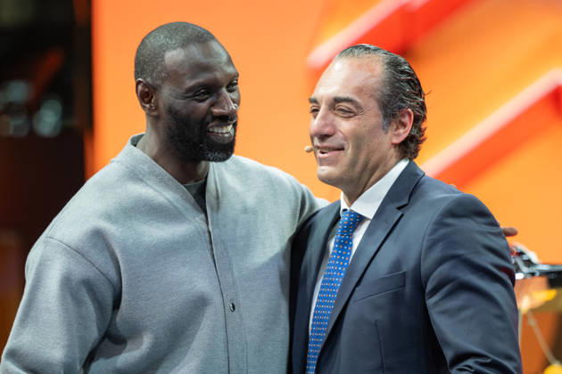 Paris Motor Show Citroen Press Conference - Paris AJ French actor Omar Sy and Chief Executive Officer (CEO) of the automotive group Stellantis, Italian businessman Antonio Filosa during the 91st edition of the international Paris Motor Show (Mondial de l’auto) at the Porte de Versailles in Paris on October 12, 2026. Photo by Alexis Jumeau ABACAPRESS.COM Paris France  Copyright: xJumeauxAlexis ABACAx