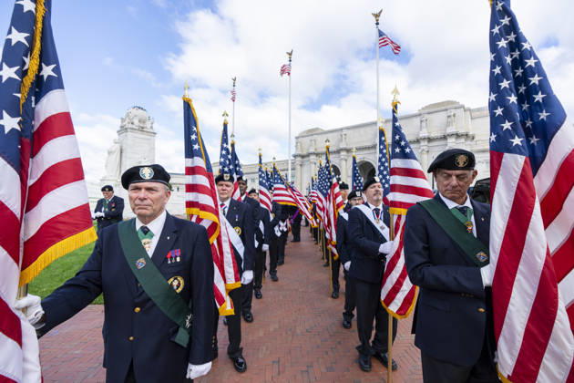Columbus Day UNITED STATES - OCTOBER 12: Members of the Knights of Columbus Honor America Corps line up for their procession for the Columbus Day event at the Columbus Memorial outside Union Station in Washington on Monday, October 12, 2026. (Bill Clark CQ Roll Call) Washington DC United States EDITORIAL USE ONLY Copyright: x 2026xCQxRollxCallx BillxClarkx rollcallpix173196