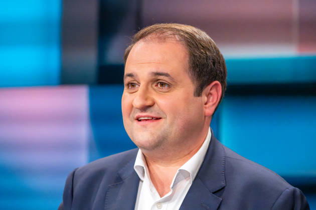 Hart aber Fair aus Köln am 12. Oktober 2026. Im Bild der Minister für Bundes- und Europaangelegenheiten, Internationales sowie Medien des Landes Nordrhein-Westfalen, Nathanael Liminski, CDU. Bärbel Bas ist als Arbeitsministerin und SPD-Vorsitzende zurückgetreten. Wurde sie Unmenschlich behandelt? Die politische Mitte in Deutschland wird leer. CDU und SPD kämpfen um ihr Überleben. Die AfD greift in einzelnen Bundesländern nach der Macht. Die Klamroths Gäste diskutierten kontrovers über die Zukunft Deutschlands. Köln Nordrhein-Westfalen Deutschland
