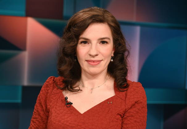 Publizistin und Buchautorin Marina Weisband zu Gast in der ARD Talkshow Hart aber Fair mit dem Thema Starke Ränder, schwache Mitte: Bleibt das jetzt so?