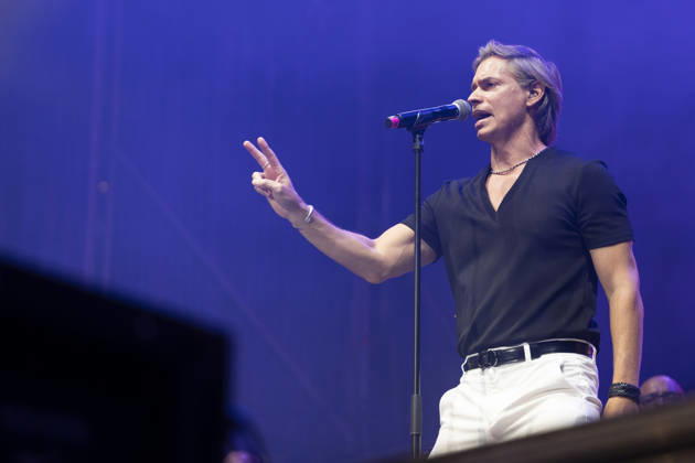 Carlos Baute Performs Hispanidad Festival 2026 in Madrid, Spain - 12 Oct 2026 Carlos Baute performs during the Hispanidad Festival 2026 at the Plaza de Espana in Madrid. Madrid Spain Copyright: xAtilanoxGarciax xSOPAxImagesx PHOTO12035