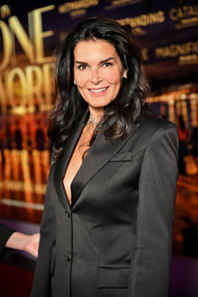 Angie Harmon during the opening night of MIPCOM 2026 at the Majestic Hotel in Cannes on October 12, 2026. MIPCOM is the International Market for Audiovisual Content and Co-production. Every October, it brings together TV and media professionals in Cannes for four days of business, networking, and collaboration. Bruno Bebert, Bestimage. MIPCOM 2025 at the Palais des Festivals in Cannes, October 12, 2026, Cannes, France  Copyright: xBrunoxBebertx xBestimagexBrunoxBebertx xBestimagex