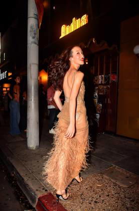Popstar Cybele Is All Smiles & Looking Fashionably Striking While Heading To Andy s in West Hollywood, CA. Popstar Cybele Is All Smiles & Looking Fashionably Striking While Heading To Andy s Casablanca Party in West Hollywood, CA. 12 Oct 2026 Pictured: Popstar Cybele Is All Smiles & Looking Fashionably Striking While Heading To Andy s Casablanca Party in West Hollywood, CA.  Copyright: xThexMegaxAgencyx@CelebCandidlyx xMEGAx