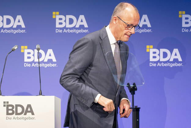 Friedrich Merz besucht Arbeitgebertag 2026 EUR, Deutschland, Berlin, 13.10.2026: Bundeskanzler Friedrich Merz (CDU) hält eine Keynote auf dem Arbeitgebertag 2026 der Bundesvereinigung der Deutschen Arbeitgeberverbände.