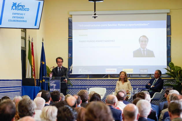 The Gaesco Forum on Key Infrastructure for the City is held in Seville. The Regional Minister of Public Works and Mobility for the Regional Government of Andalusia, Mario Munoz Atanet, speaks at the Gaesco Forum with the presentation Infrastructure for Seville: Challenges and Opportunities October 13, 2026, in Seville, Andalusia, Spain October 13, 2026 Seville, Andalusia, Spain Seville, Andalusia, Spain Spain Copyright: xGogoxLobatox 7842136