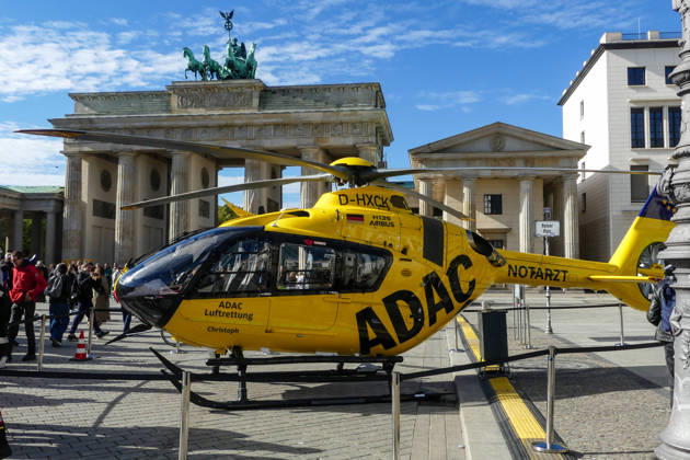 Hubschrauber berlin 7aIMG: 0576885 FüllerBerlin, Berlin, Deutschland