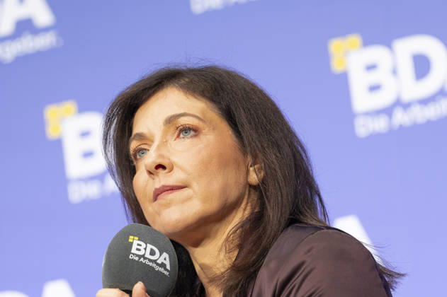 Katherina Reiche besucht Arbeitgebertag 2026 EUR, Deutschland, Berlin, 13.10.2026: Bundesministerin Katherina Reiche (CDU) auf dem Arbeitgebertag 2026 der Bundesvereinigung der Deutschen Arbeitgeberverbände.