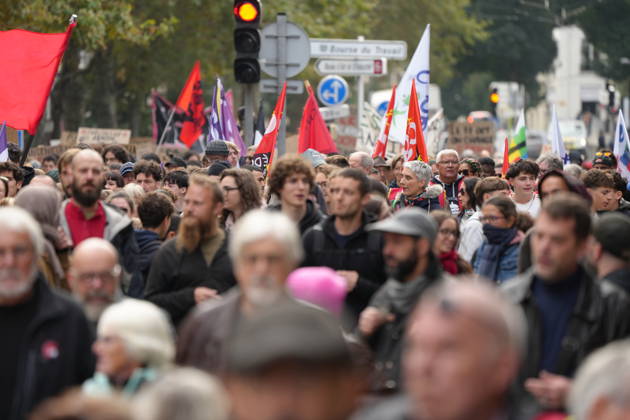 Students protest in Saint-Etienne, France SAINT-ETIENNE, FRANCE - OCTOBER 13: Thousands of people, carrying placards, march during a demonstration called by education unions and high school representatives amid the third teachers strike in two weeks in Saint-Etienne, France, on October 13, 2026. According to the prefecture, around 2,000 people took part in the march, while unions estimated the turnout at at least 4,000. A student delegation was due to meet with the prefect, while high school students called for another day of action on October 17. Stringer Anadolu Saint-Etienne France. Editorial use only. Please get in touch for any other usage. Copyright: x2026xAnadoluxStringerx