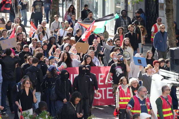 Students protest in Saint-Etienne, France SAINT-ETIENNE, FRANCE - OCTOBER 13: Thousands of people, carrying placards and Palestinian flags, march during a demonstration called by education unions and high school representatives amid the third teachers strike in two weeks in Saint-Etienne, France, on October 13, 2026. According to the prefecture, around 2,000 people took part in the march, while unions estimated the turnout at at least 4,000. A student delegation was due to meet with the prefect, while high school students called for another day of action on October 17. Stringer Anadolu Saint-Etienne France. Editorial use only. Please get in touch for any other usage. Copyright: x2026xAnadoluxStringerx