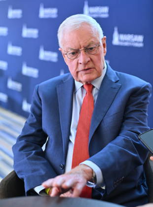 RECORD DATE NOT STATED 12.10.2026 WARSZAWA WARSAW SECURITY FORUM 2026 GEN KEITH KELLOGG WYWIAD PORTRET FOT DAMIAN BURZYKOWSKI NEWSPIX.PL NEWSPIX.PL --- newspix.pl