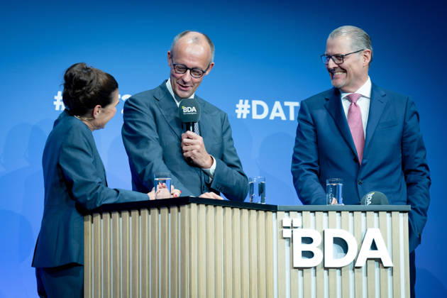 Deutschen Arbeitgebertag, bcc, Berlin Congress Center Deutschen Arbeitgebertag, bcc, Berlin Congress Center, Rainer Dulger, Arbeitgeberpräsident Friedrich Merz, Bundeskanzler Dagmar Rosenfeld Berlin Berlin GER
