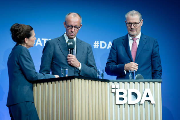Deutschen Arbeitgebertag, bcc, Berlin Congress Center Deutschen Arbeitgebertag, bcc, Berlin Congress Center, Rainer Dulger, Arbeitgeberpräsident Friedrich Merz, Bundeskanzler Dagmar Rosenfeld Berlin Berlin GER