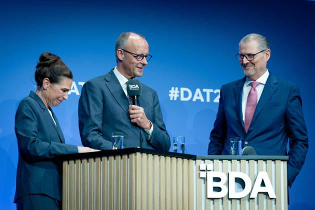 Deutschen Arbeitgebertag, bcc, Berlin Congress Center Deutschen Arbeitgebertag, bcc, Berlin Congress Center, Rainer Dulger, Arbeitgeberpräsident Friedrich Merz, Bundeskanzler Dagmar Rosenfeld Berlin Berlin GER