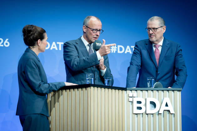Deutschen Arbeitgebertag, bcc, Berlin Congress Center Deutschen Arbeitgebertag, bcc, Berlin Congress Center, Rainer Dulger, Arbeitgeberpräsident Friedrich Merz, Bundeskanzler Dagmar Rosenfeld Berlin Berlin GER