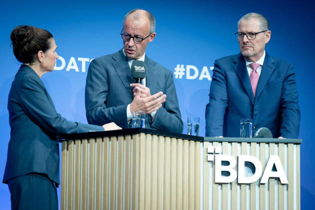 Deutschen Arbeitgebertag, bcc, Berlin Congress Center Deutschen Arbeitgebertag, bcc, Berlin Congress Center, Rainer Dulger, Arbeitgeberpräsident Friedrich Merz, Bundeskanzler Dagmar Rosenfeld Berlin Berlin GER