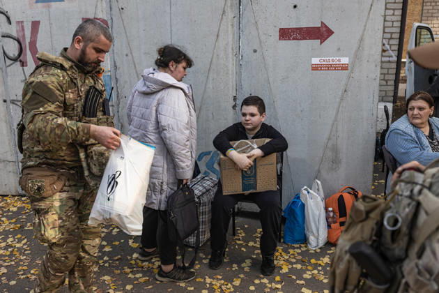 Police unit White Angels facilitates safe evacuation for family in war-torn Ukraine KRAMATORSK, UKRAINE - OCTOBER 13: A woman and her youngest son at an evacuation centre after being evacuated by the ‘White Angels’ police unit in the city of Kramatorsk, Ukraine, on October 13, 2026. Diego Herrera Carcedo Anadolu Kramatorsk Ukraine. Editorial use only. Please get in touch for any other usage.  Copyright: x2026xAnadoluxDiegoxHerreraxCarcedox