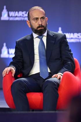 Warsaw Security Forum 2026 WARSAW, POLAND - OCTOBER 13: Armenian Minister of Foreign Affairs Ararat Mirzoyan attends the second day panel discussion titled Half-Baked or Step-by-Step? Rethinking EU Enlargement at the Warsaw Security Forum 2026 (WSF 2026) in Warsaw, Poland on October 13, 2026. During his speech, Mirzoyan highlighted Armenia’s ongoing democratic reforms and shifting strategic posture toward closer partnership with the European Union and Western democratic institutions. Artur Widak Anadolu Warsaw Poland. Editorial use only. Please get in touch for any other usage.  Copyright: x2026xAnadoluxArturxWidakx