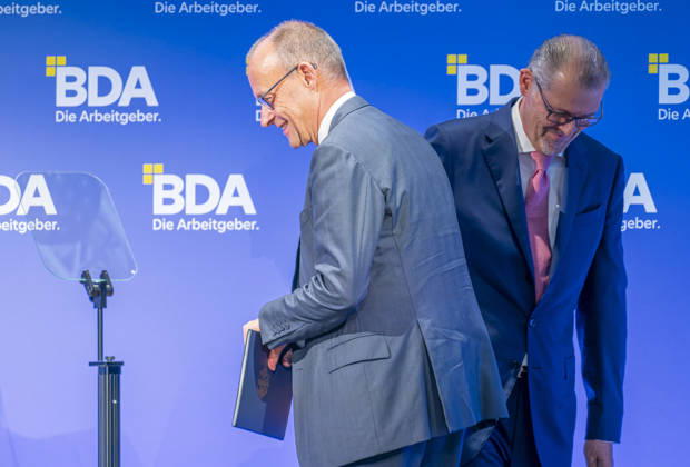 Friedrich Merz besucht Arbeitgebertag 2026 EUR, Deutschland, Berlin, 13.10.2026: Bundeskanzler Friedrich Merz (CDU) hält eine Keynote auf dem Arbeitgebertag 2026 der Bundesvereinigung der Deutschen Arbeitgeberverbände.