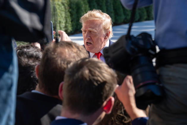 October 13, 2026, Washington, Dc, United States: President Donald Trump speaks to the White House press corps on October 13, 2026. Washington United States - ZUMAl312 20261013_znp_l312_022 Copyright: xAndrewxLeydenx