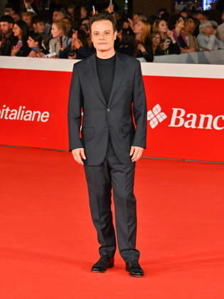 IPA89643988 - Rome, 2026 Film Festival Evening 1 Red Carpet Opening Ceremony. Pictured: Lino Musella  Copyright: xMaurizioxD Avanzox xPoolxRomaxFilmxFestx2026x IPA89643988