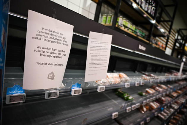 Suspected cyberattack disrupts supermarket operations across Europe ROTTERDAM, NETHERLANDS - OCTOBER 13: A major cybersecurity incident affecting supermarket chain Albert Heijn in Rotterdam, Netherlands on October 13, 2026, and other businesses disrupts operations in the Netherlands, France and other European countries. The ongoing investigation has raised concerns about a possible cyberattack, while the company warns customers of potential phishing attempts. Authorities and cybersecurity experts continue to assess the incident Mouneb Taim Anadolu Rotterdam Netherlands. Editorial use only. Please get in touch for any other usage.  Copyright: x2026xAnadoluxMounebxTaimx