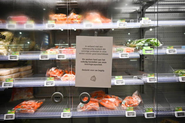 Suspected cyberattack disrupts supermarket operations across Europe ROTTERDAM, NETHERLANDS - OCTOBER 13: A major cybersecurity incident affecting supermarket chain Albert Heijn in Rotterdam, Netherlands on October 13, 2026, and other businesses disrupts operations in the Netherlands, France and other European countries. The ongoing investigation has raised concerns about a possible cyberattack, while the company warns customers of potential phishing attempts. Authorities and cybersecurity experts continue to assess the incident Mouneb Taim Anadolu Rotterdam Netherlands. Editorial use only. Please get in touch for any other usage.  Copyright: x2026xAnadoluxMounebxTaimx