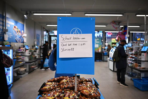 Suspected cyberattack disrupts supermarket operations across Europe ROTTERDAM, NETHERLANDS - OCTOBER 13: A major cybersecurity incident affecting supermarket chain Albert Heijn in Rotterdam, Netherlands on October 13, 2026, and other businesses disrupts operations in the Netherlands, France and other European countries. The ongoing investigation has raised concerns about a possible cyberattack, while the company warns customers of potential phishing attempts. Authorities and cybersecurity experts continue to assess the incident Mouneb Taim Anadolu Rotterdam Netherlands. Editorial use only. Please get in touch for any other usage.  Copyright: x2026xAnadoluxMounebxTaimx