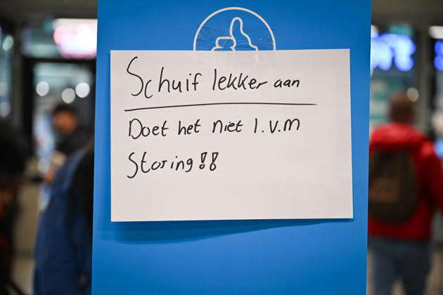 Suspected cyberattack disrupts supermarket operations across Europe ROTTERDAM, NETHERLANDS - OCTOBER 13: A major cybersecurity incident affecting supermarket chain Albert Heijn in Rotterdam, Netherlands on October 13, 2026, and other businesses disrupts operations in the Netherlands, France and other European countries. The ongoing investigation has raised concerns about a possible cyberattack, while the company warns customers of potential phishing attempts. Authorities and cybersecurity experts continue to assess the incident Mouneb Taim Anadolu Rotterdam Netherlands. Editorial use only. Please get in touch for any other usage.  Copyright: x2026xAnadoluxMounebxTaimx