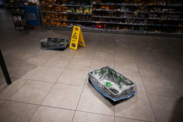 Suspected cyberattack disrupts supermarket operations across Europe ROTTERDAM, NETHERLANDS - OCTOBER 13: A major cybersecurity incident affecting supermarket chain Albert Heijn in Rotterdam, Netherlands on October 13, 2026, and other businesses disrupts operations in the Netherlands, France and other European countries. The ongoing investigation has raised concerns about a possible cyberattack, while the company warns customers of potential phishing attempts. Authorities and cybersecurity experts continue to assess the incident Mouneb Taim Anadolu Rotterdam Netherlands. Editorial use only. Please get in touch for any other usage.  Copyright: x2026xAnadoluxMounebxTaimx