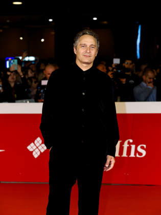 IPA89643723 - Rome, 2026 Film Festival - Evening 1 - Red Carpet at the Opening Ceremony In the photo: Claudio Santamaria  Copyright: xMarcoxProvvisionatox xPoolxRomaxFilmxFestx2026x IPA89643723