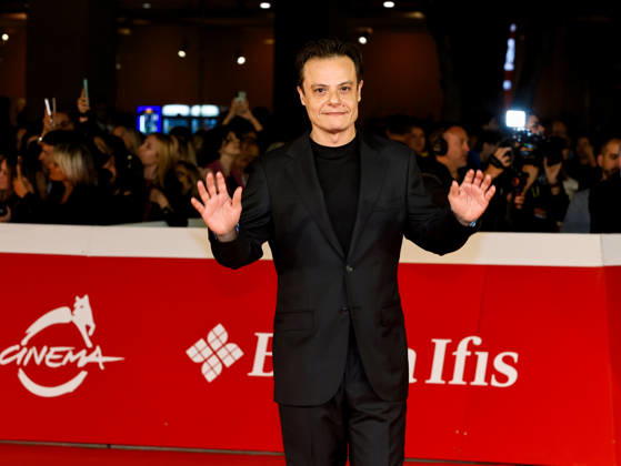 IPA89643742 - Rome, 2026 Film Festival - Evening 1 - Red Carpet at the Opening Ceremony In the photo: Lino Musella  Copyright: xMarcoxProvvisionatox xPoolxRomaxFilmxFestx2026x IPA89643742